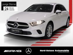 Weiß unilack polarweiß Gebraucht 2021 Mercedes A250 Progressive Limousine | 22.390 € (Superpreis)