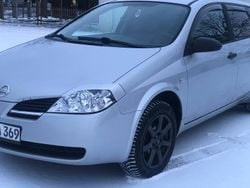 Silber Gebraucht 2002 Nissan Primera Limousine | 1.700 €