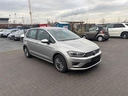 Silber Gebraucht 2015 VW Golf Sportsvan Comfortline Van / Kleinbus | 9.499 € (Guter Preis)
