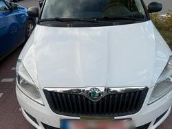 Weiß Gebraucht 2012 Skoda Roomster | 5.850 € (Fairer Preis)