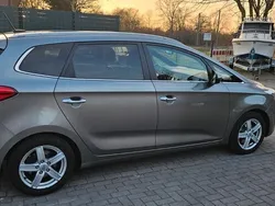 Grau Gebraucht 2013 Kia Carens Spirit Van / Kleinbus | 8.450 € (Fairer Preis)