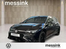 Grenadillschwarz metallic Neu 2025 VW Golf VIII Black Edition Limousine | 68.950 €