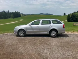 Silber Gebraucht 2011 Skoda Octavia Kombi | 5.500 € (Fairer Preis)
