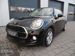 Schwarz Gebraucht 2019 Mini Cooper D Kleinwagen | 19.990 € (Etwas zu teuer)