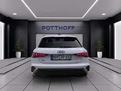 Gletscherweiß metallic Gebraucht 2025 Audi A3 S-Line | 37.950 € (Guter Preis)