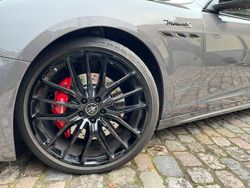 Grau Gebraucht 2022 Maserati Ghibli Limousine | 54.000 €