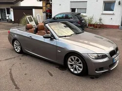 Grau Gebraucht 2009 BMW 325 Cabriolet Cabrio | 12.490 € (Superpreis)
