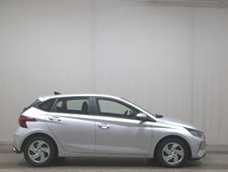 Grau Gebraucht 2022 Hyundai i20 Select Limousine | 12.480 € (Guter Preis)