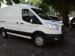 Weiß Gebraucht 2020 Ford Transit Trend Van / Kleinbus | 22.300 € (Superpreis)