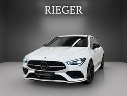 Weiß Gebraucht 2022 Mercedes CLA220 Shooting Brake AMG Kombi | 33.989 € (Fairer Preis)