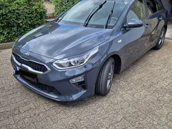 Grau Gebraucht 2019 Kia Ceed Edition 7 Limousine | 11.250 € (Fairer Preis)