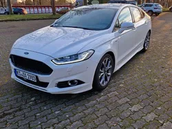Weiß Gebraucht 2019 Ford Mondeo ST-Line Limousine | 17.850 € (Teuer)
