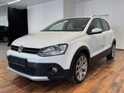 Pure white Gebraucht 2014 VW Polo Cross Kleinwagen | 11.980 € (Teuer)
