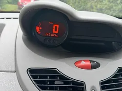 Silber Gebraucht 2008 Renault Twingo Kleinwagen | 2.500 € (Etwas zu teuer)