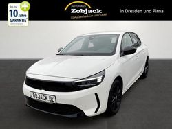 Weiss Gebraucht 2024 Opel Corsa Limousine | 18.620 € (Fairer Preis)