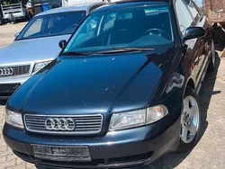 Schwarz Gebraucht 1996 Audi A4 Limousine | 1.550 € (Fairer Preis)