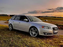 Silber Gebraucht 2005 Audi A4 Kombi | 2.300 € (Superpreis)