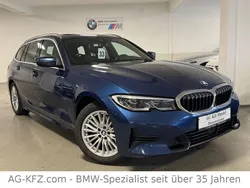 Phytonicblau metallic Gebraucht 2022 BMW 320 Sport Line Kombi | 19.950 € (Guter Preis)