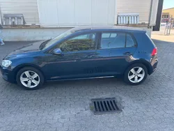 Blau Gebraucht 2013 VW Golf VII Comfortline Limousine | 5.999 € (Guter Preis)