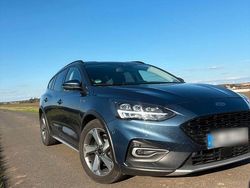 Blau Gebraucht 2019 Ford Focus Active Kombi | 13.200 € (Guter Preis)