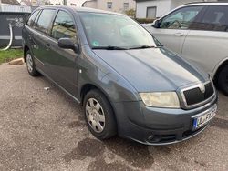 Grau Gebraucht 2006 Skoda Fabia Classic Kombi | 800 € (Superpreis)