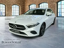 Unilack polarweiß Gebraucht 2024 Mercedes A200 Limousine | 29.590 € (Fairer Preis)