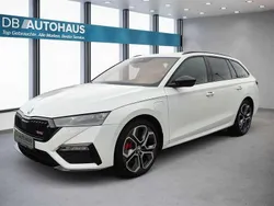 Weiß Gebraucht 2022 Skoda Octavia RS Kombi | 24.990 € (Guter Preis)