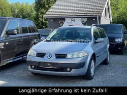Beige Gebraucht 2005 Renault Mégane GrandTour Kombi | 1.400 €