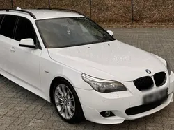 Weiß Gebraucht 2009 BMW 525 M Sport Kombi | 5.999 €