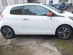 Weiß Gebraucht 2015 Peugeot 108 Roland Garros Limousine | 6.999 € (Fairer Preis)
