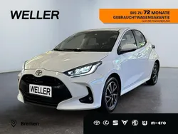 Weiss Gebraucht 2024 Toyota Yaris Team Kleinwagen | 17.980 € (Guter Preis)