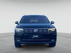 Deep black perleffekt Gebraucht 2021 VW Tiguan Allspace Highline SUV | 32.250 € (Fairer Preis)