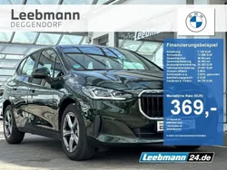 Sanremo green metallic Gebraucht 2024 BMW 218 Active Tourer Luxury Line Van / Kleinbus | 34.775 € (Guter Preis)