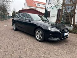 Schwarz Gebraucht 2020 Audi A4 Ambiente Kombi | 17.990 € (Etwas zu teuer)
