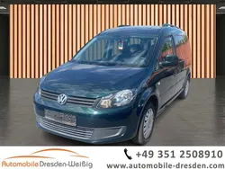 Grün Gebraucht 2012 VW Caddy Maxi Van / Kleinbus | 19.980 €