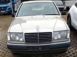 Beige Gebraucht 1988 Mercedes 230 Coupé | 6.990 €