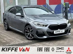 Grau Gebraucht 2024 BMW 218 M Sport Coupé | 31.310 € (Fairer Preis)