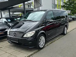 Schwarz Gebraucht 2009 Mercedes Viano Van / Kleinbus | 10.950 € (Guter Preis)