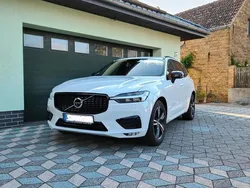 Weiß Gebraucht 2021 Volvo XC60 SUV | 33.990 € (Etwas zu teuer)