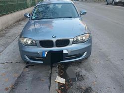 Grau Gebraucht 2011 BMW 116 Kleinwagen | 5.000 €