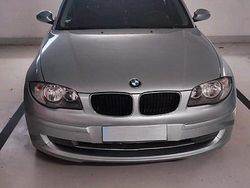 Silber Gebraucht 2009 BMW 116 Kleinwagen | 7.900 €