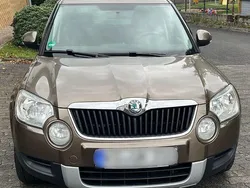 Braun Gebraucht 2010 Skoda Yeti Plus Edition SUV | 3.500 € (Superpreis)