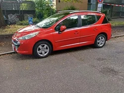 Rot Gebraucht 2009 Peugeot 207 Premium Kombi | 1.850 € (Fairer Preis)