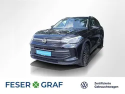 Deep black perleffekt Gebraucht 2024 VW Tiguan Life SUV | 35.880 € (Fairer Preis)