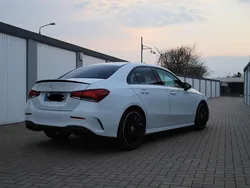 Weiß Gebraucht 2019 Mercedes A220 AMG line Limousine | 29.000 € (Etwas zu teuer)