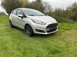 Silber Gebraucht 2017 Ford Fiesta Kleinwagen | 7.950 € (Guter Preis)