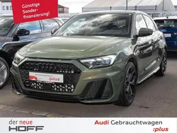 Distriktgrün metallic Gebraucht 2025 Audi A1 Sportback S-Line Kleinwagen | 30.975 € (Fairer Preis)