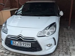 Weiß Gebraucht 2015 Citroën DS3 Chic Kleinwagen | 5.900 € (Fairer Preis)