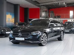 Grün Gebraucht 2020 Mercedes E400 Avantgarde Limousine | 41.980 € (Guter Preis)