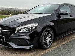 Schwarz Gebraucht 2018 Mercedes CLA200 Shooting Brake AMG line Kombi | 17.999 € (Guter Preis)